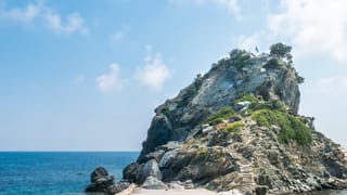 exploring-mamma-mia-filming-locations-guide-greece-s-iconic-islands
